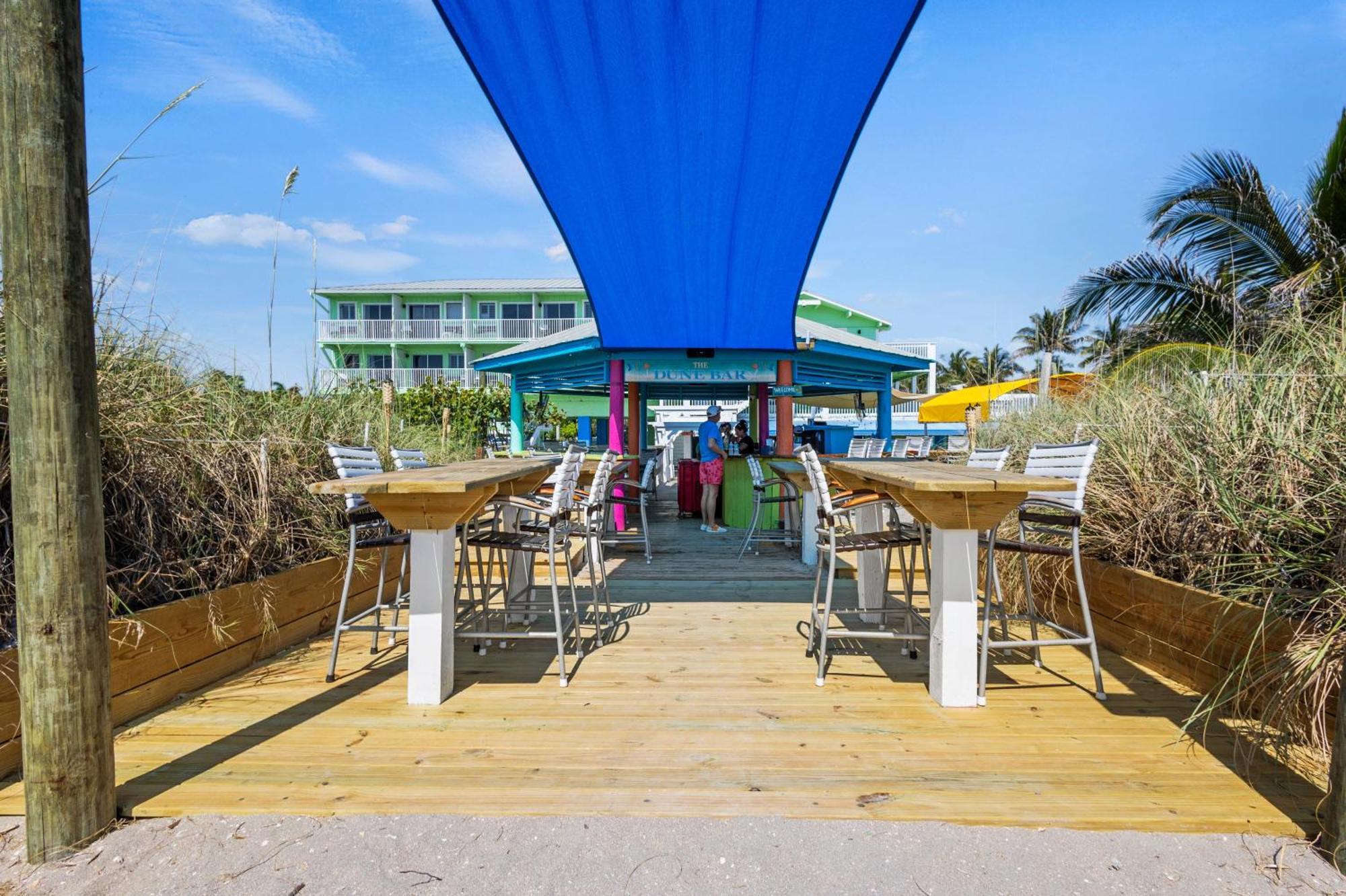 Fort Pierce Oceanfront Inn- Suite- King Bed #6 Exterior photo